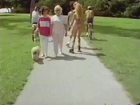 Bikini Beach Race (1992) 