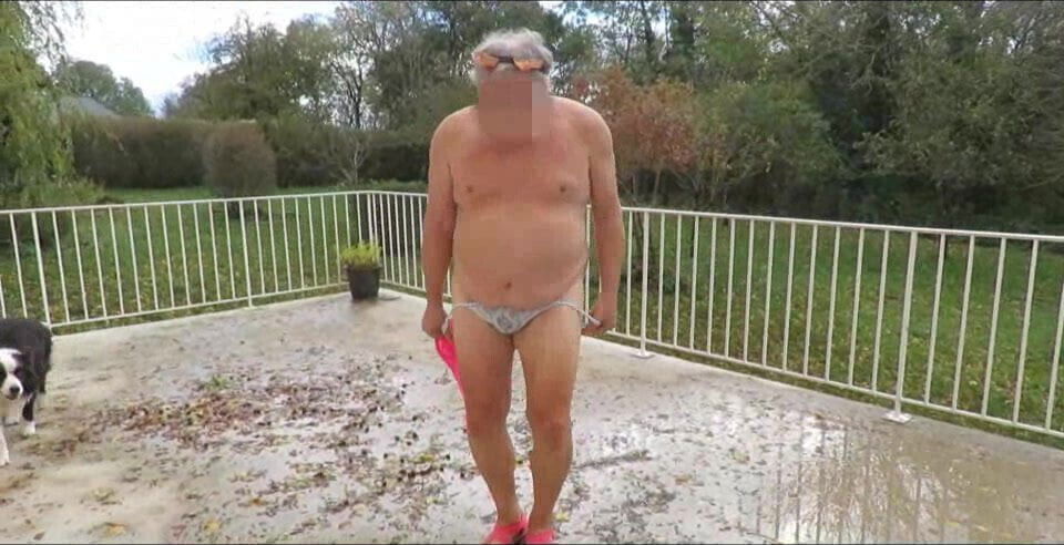 pitoyable strip-tease truie