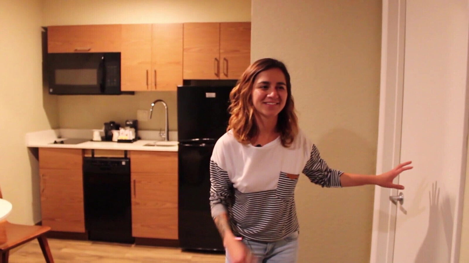 VORE Four women eaten alive snakes monsters