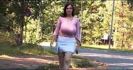 Big Boobs Walk 