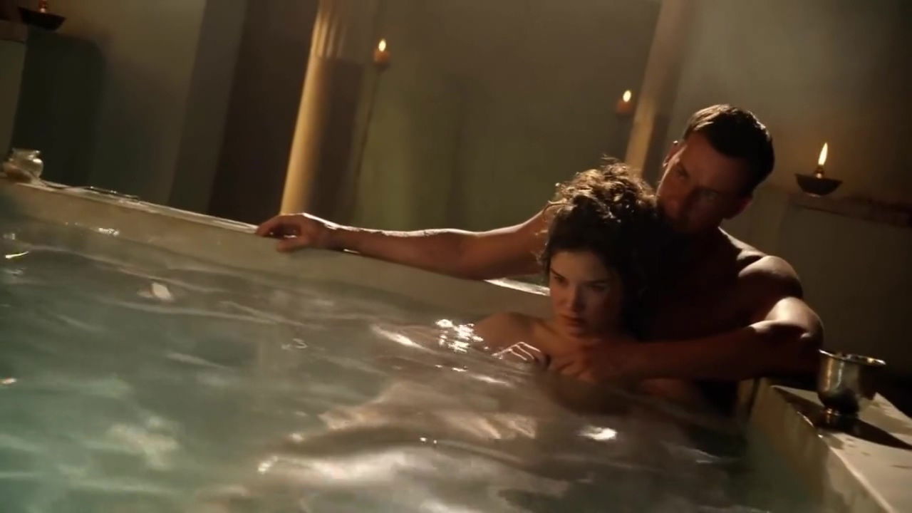 Hanna Mangan Lawrence in Spartacus Vengeance