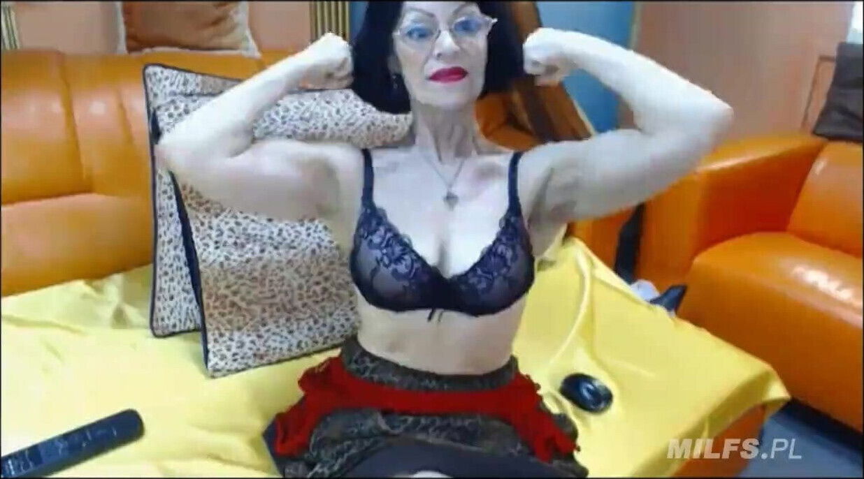 Fabulous granny with the body of a 40 year-old MILF