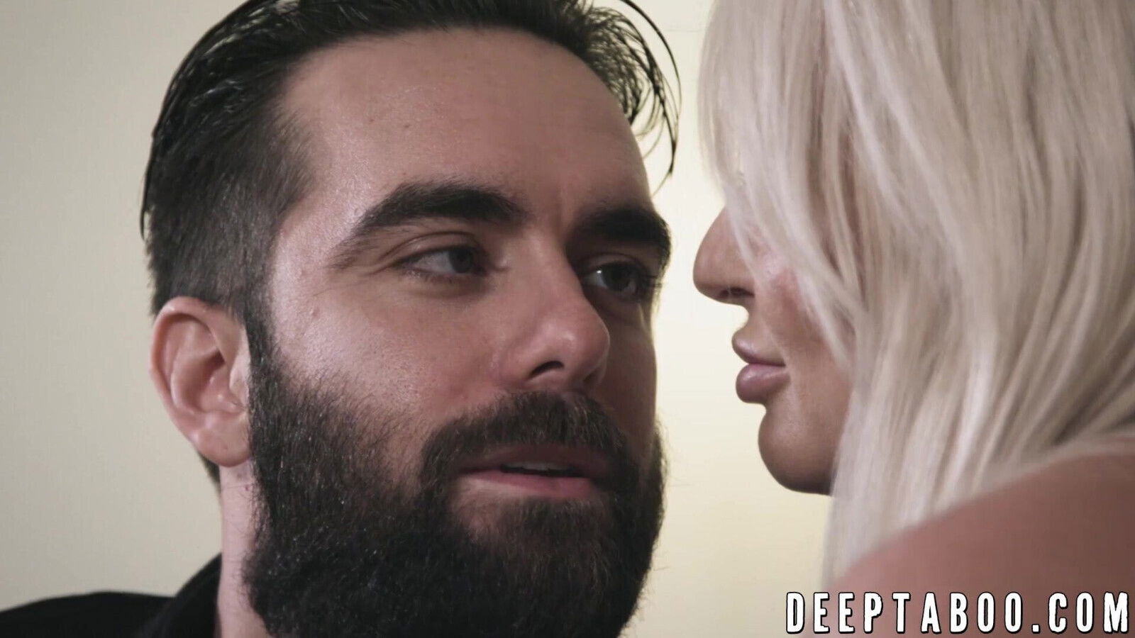 London River punishes before riding massive