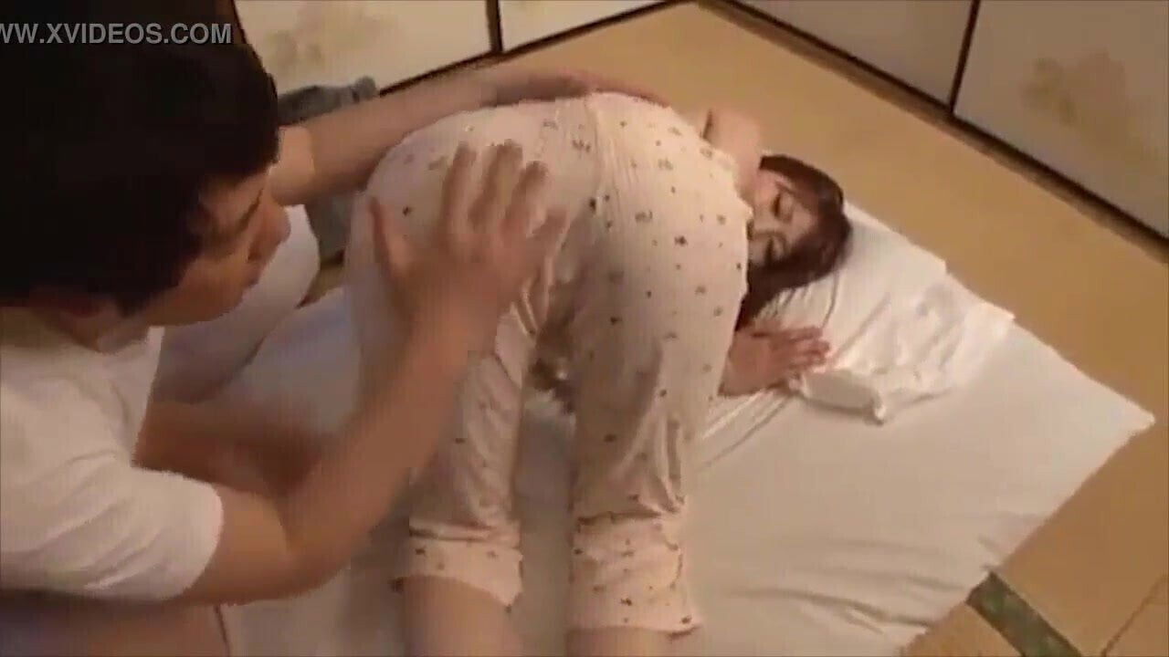 Sharing With Japanese Sister Trip