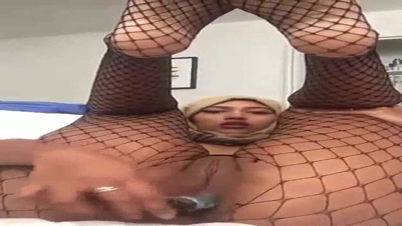 Sexy french arab slave hard analyzed double penetrated
