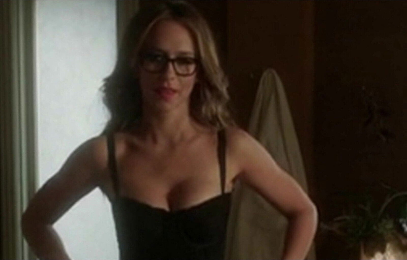 Jennifer Love Hewitt - The Client List S1 Sexiest Moments 
