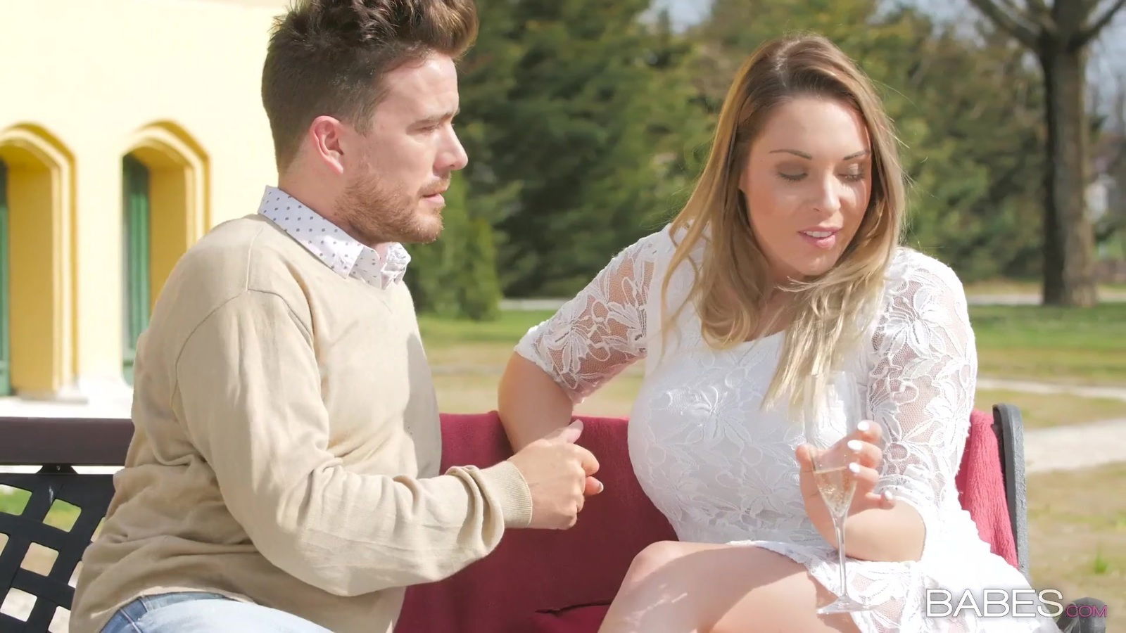 Horny wife Jemma Valentine loves have with neighbor