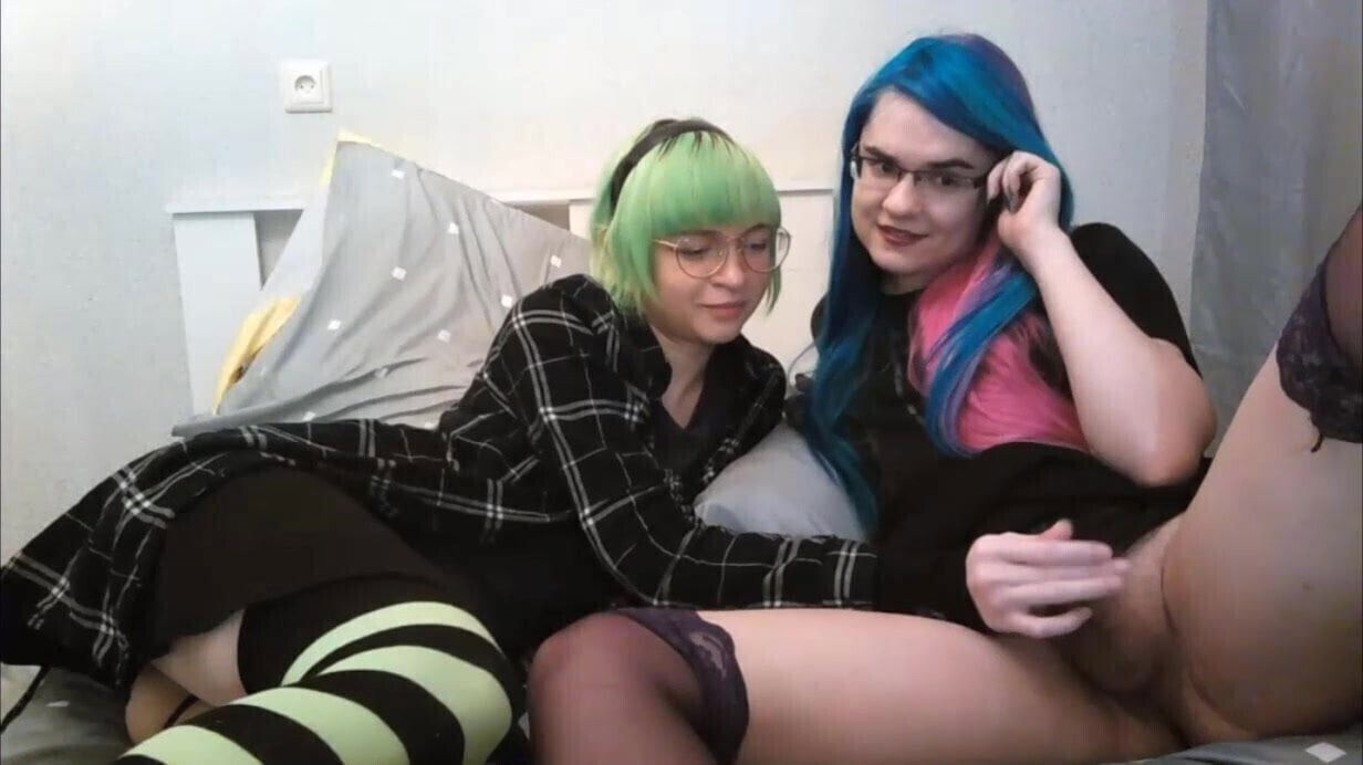 princesstari friend fuck