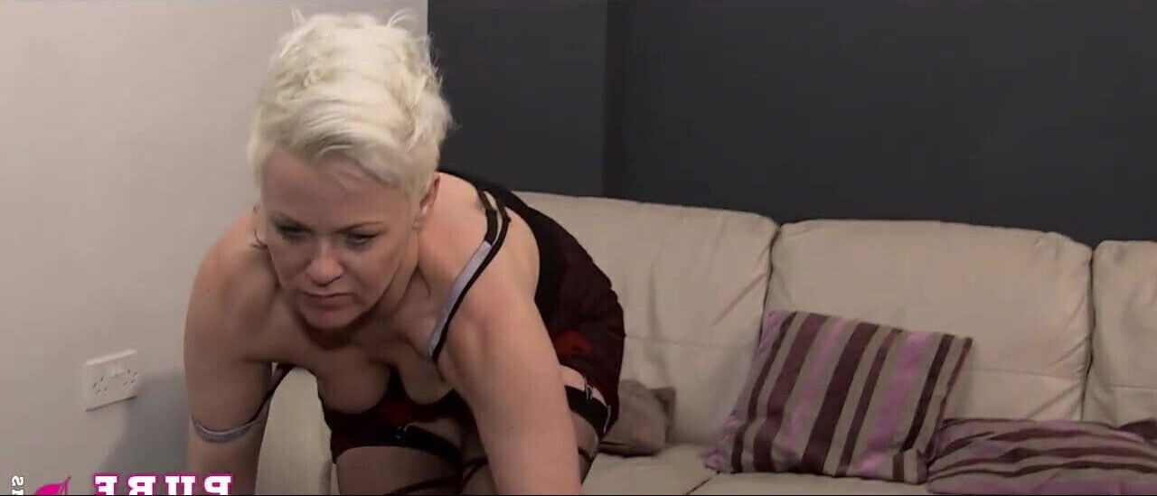 Banging the MILF neighbour