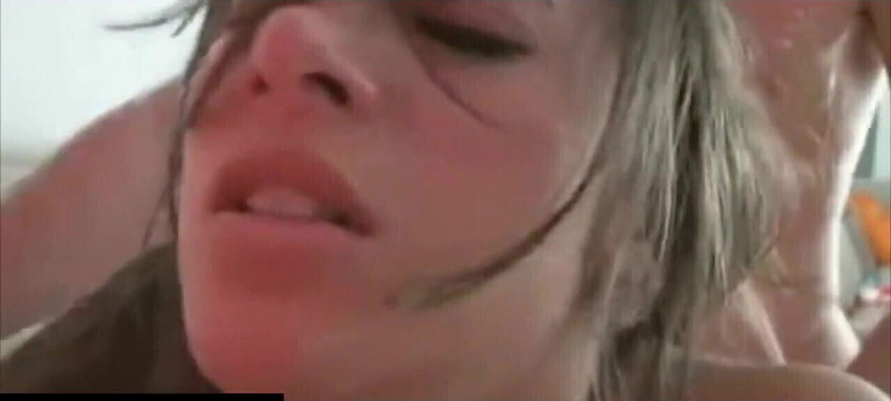 Nympho Eveline Waits For First Gangbang