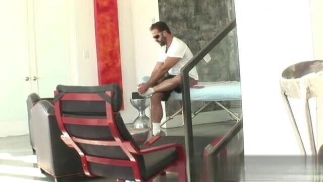 My Dream Massage From A White Muscle God