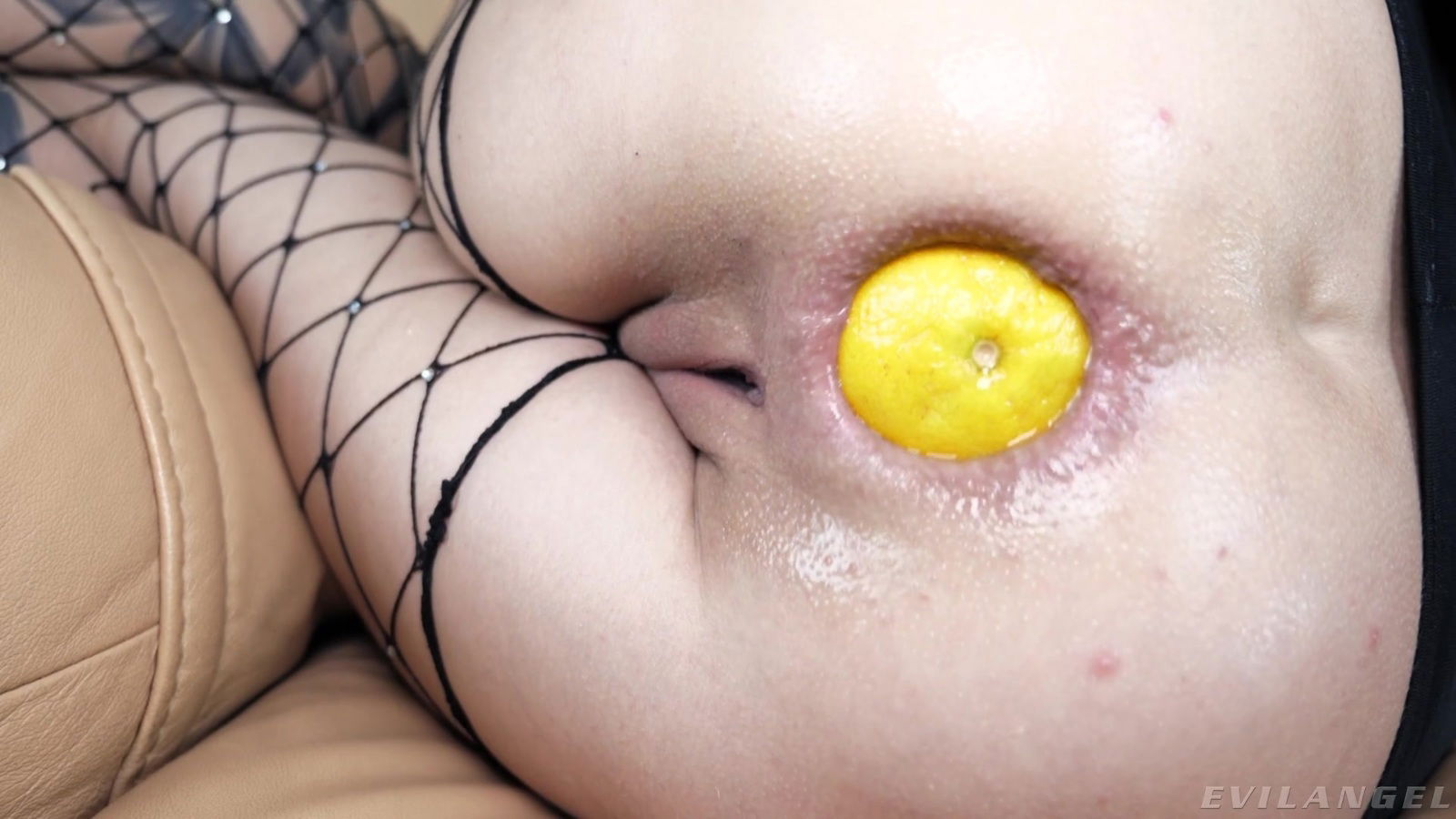 Solo slut KsuColt drills gapping asshole with kinds toys