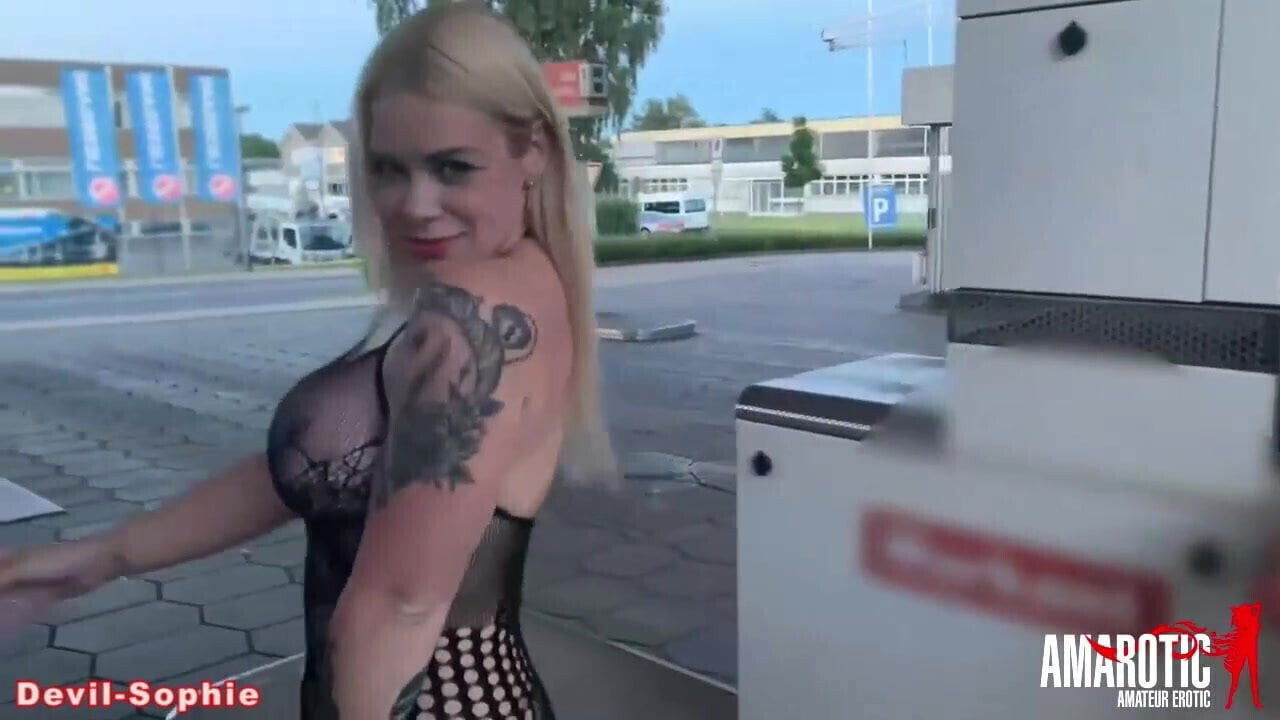 Devil-Sophie: Outdoor Fuck great creampie