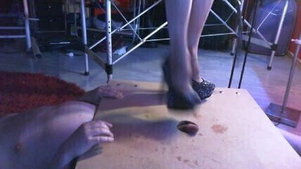 Lady Bella Ball torture