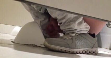 understall wankers jerk off and cum 1