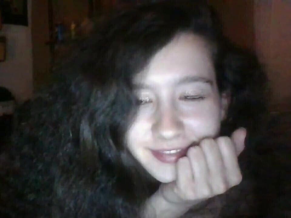 Curly hair French nude show