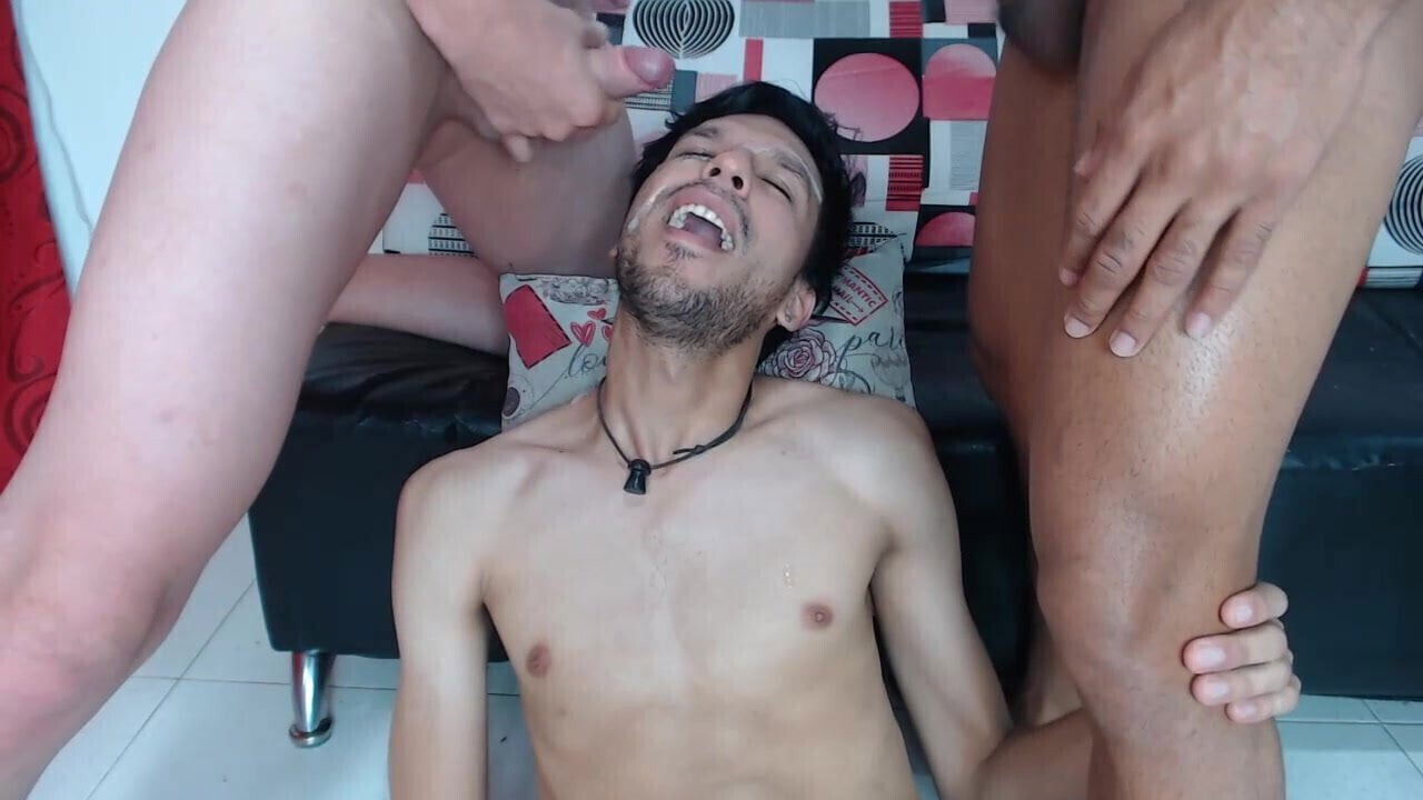 latino gets load best buddies face