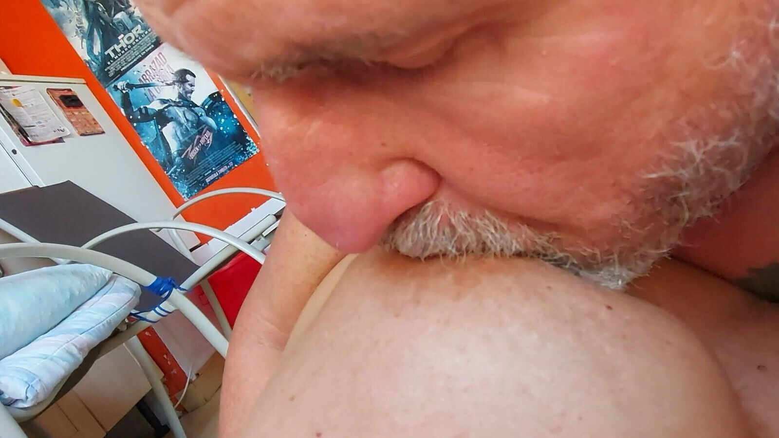 Lamiendome todo cuerpo