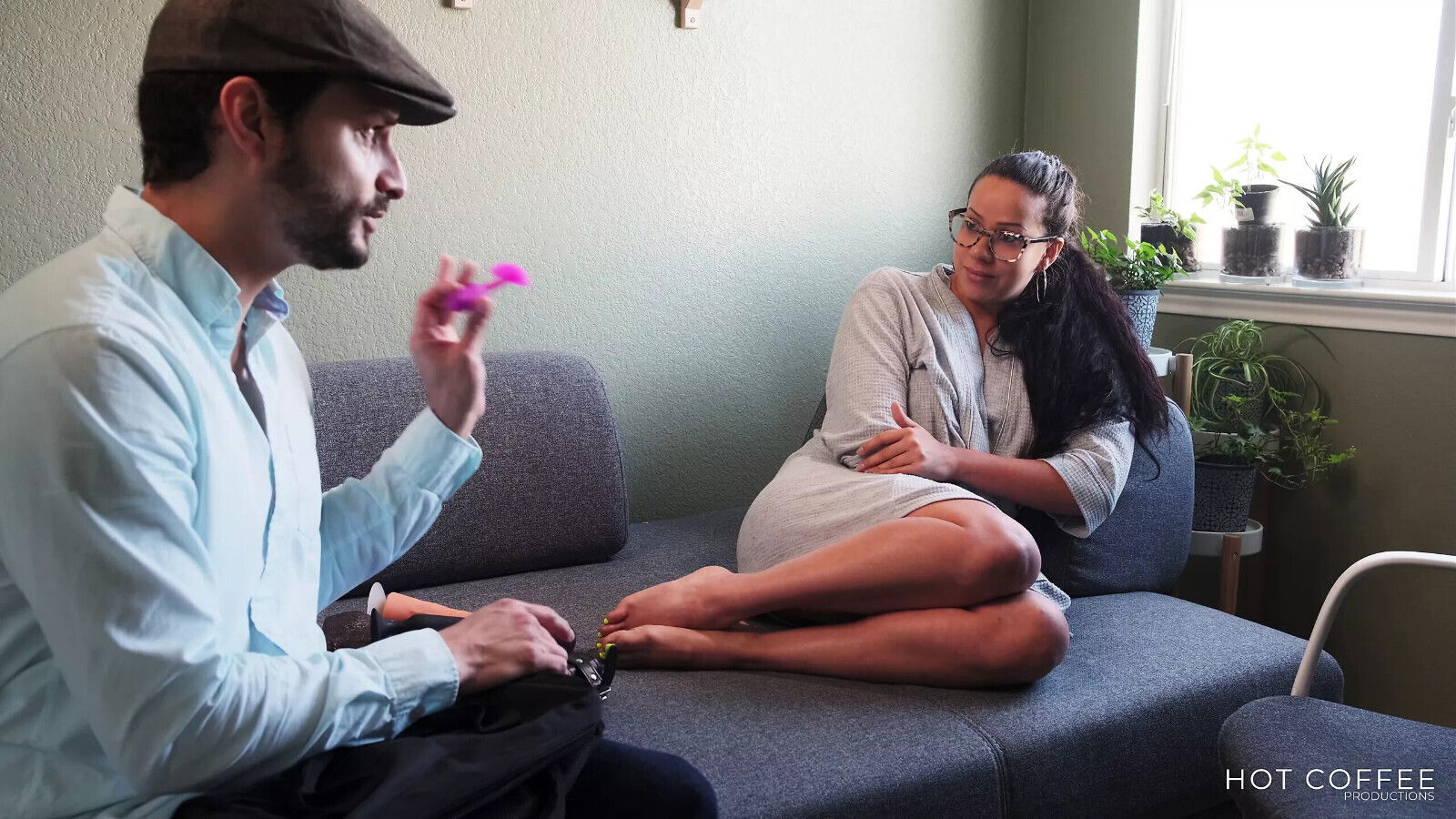 Latina fakes being sick fuck pussy doctor