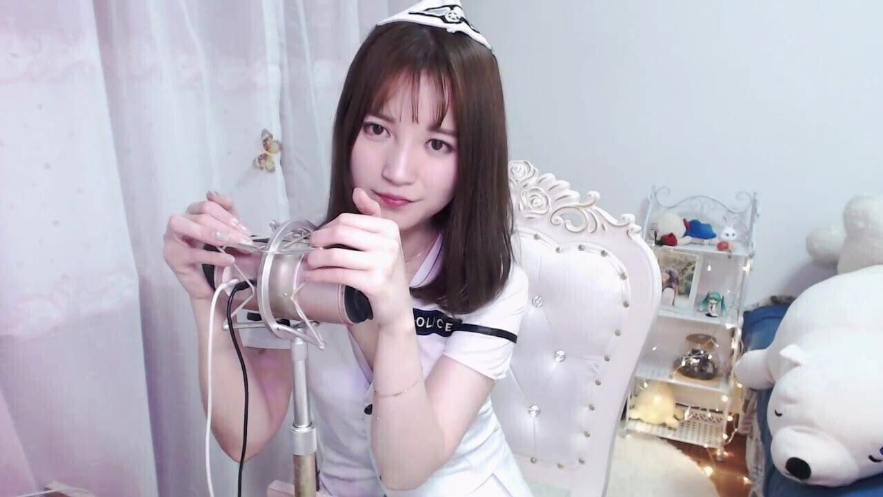 The Best Beauty Voice Makes You Climb