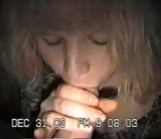 Wife sucks a stranger