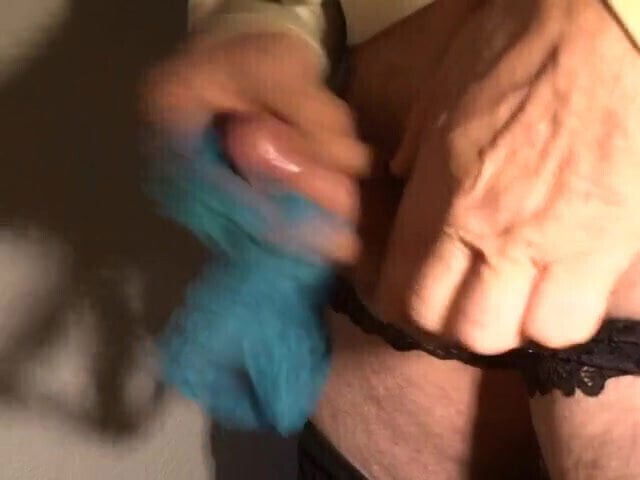 Geil wichsen green Slip Schweste