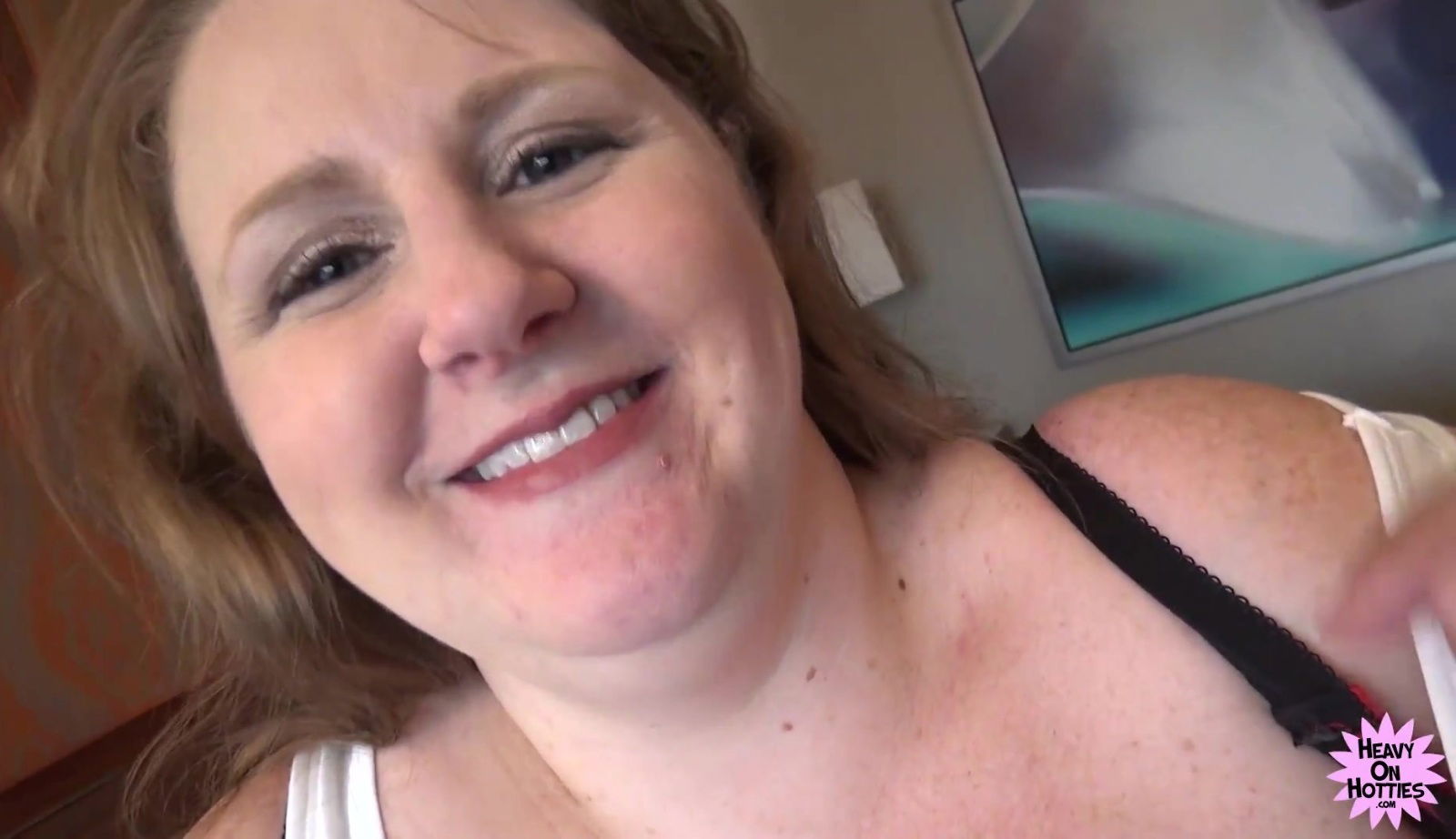 Smiley MILF Star fucks young