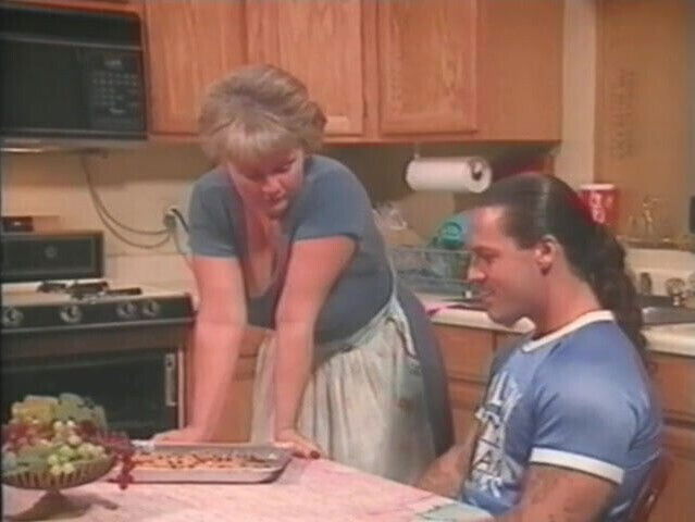 June seduces daughters boyfriends with chocolate cookies