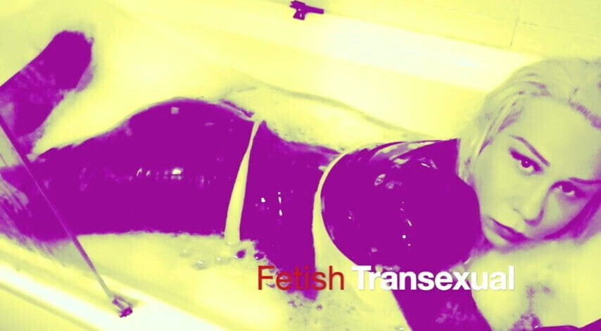 Rubber Bath with FetishTransexual
