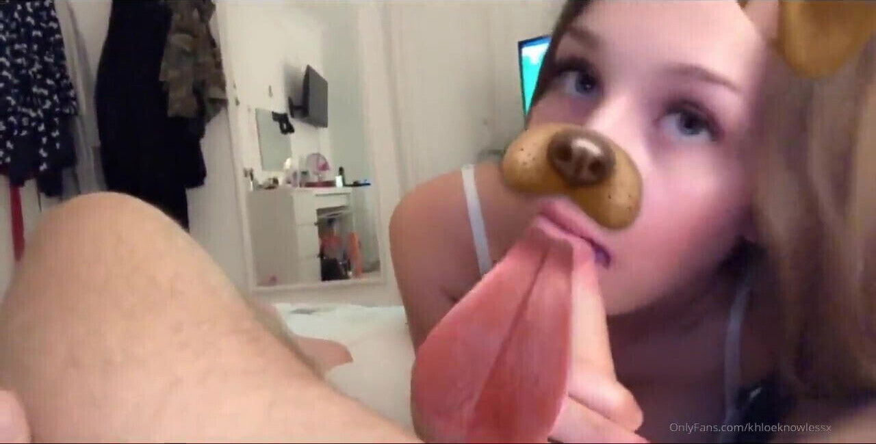 Young girl from chat loves her boy