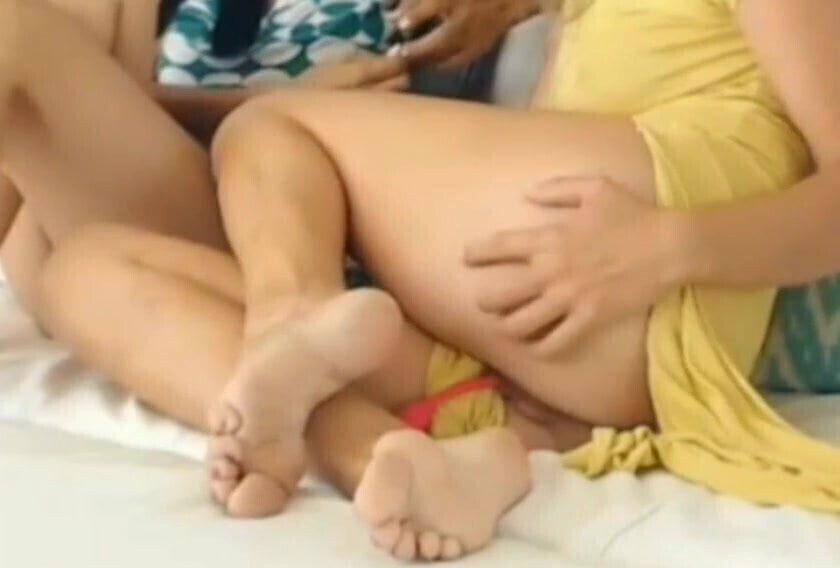 Splendid feet with delicious soles and bunions