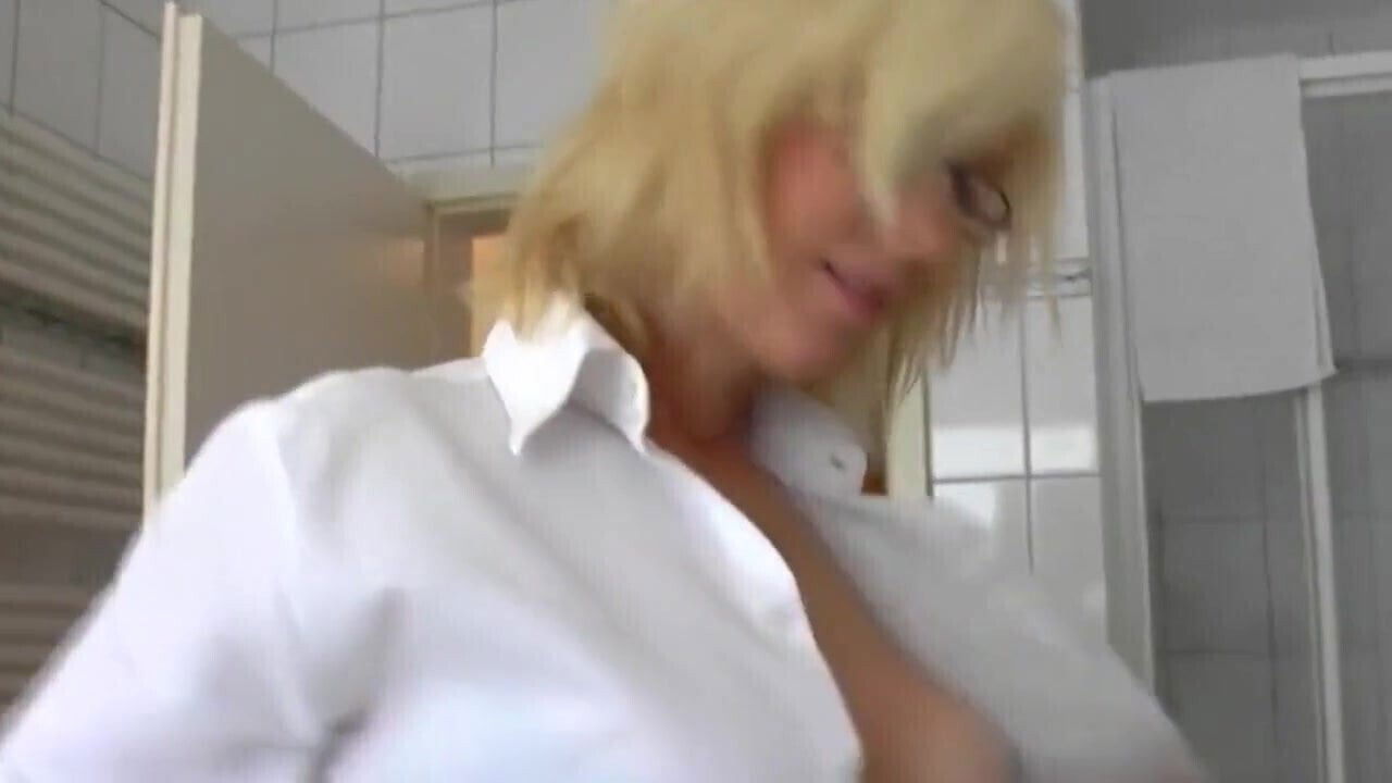 I hump my boyfriend in my creampie homemade vid 