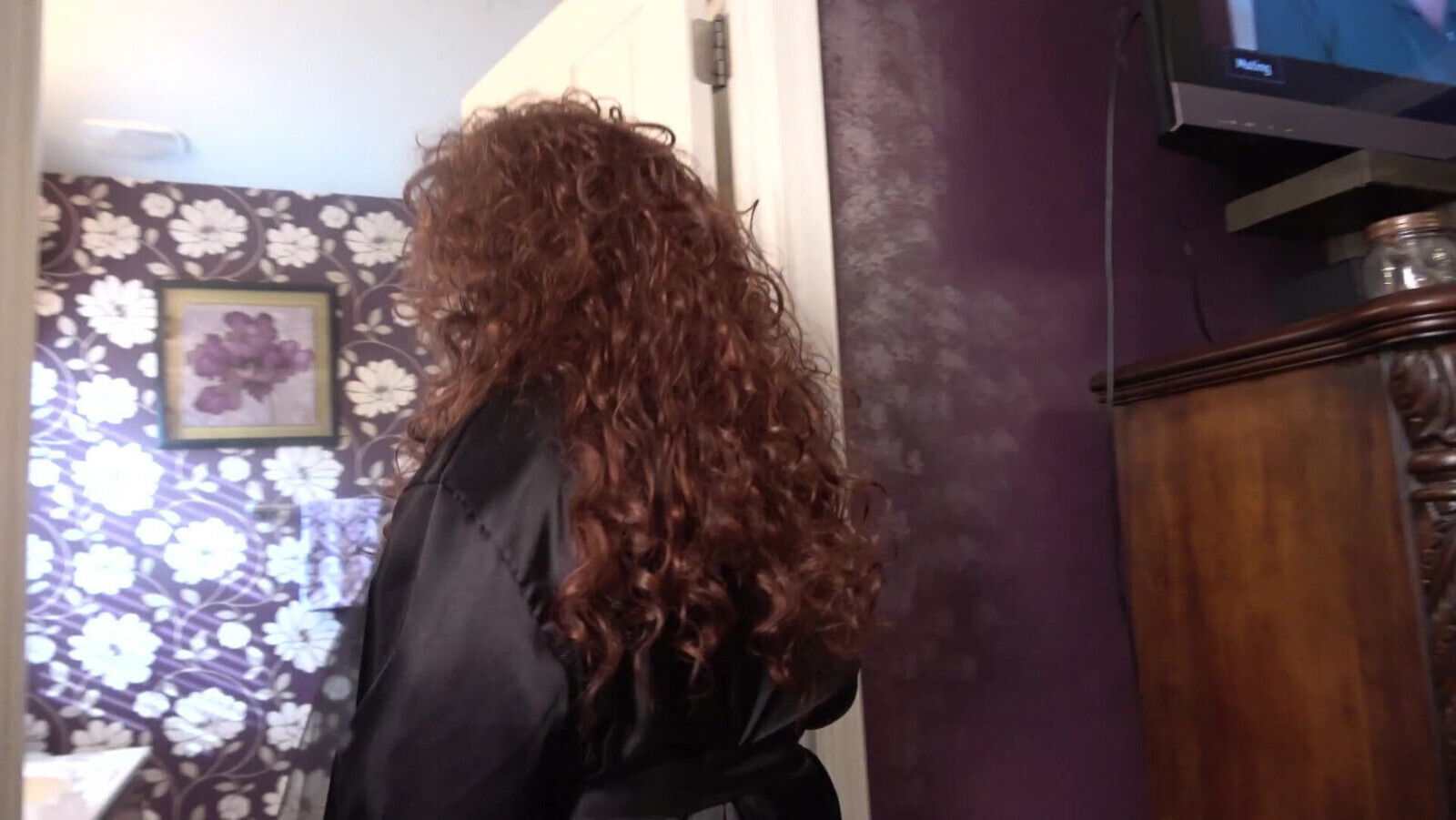 Classy Woman Strips Down