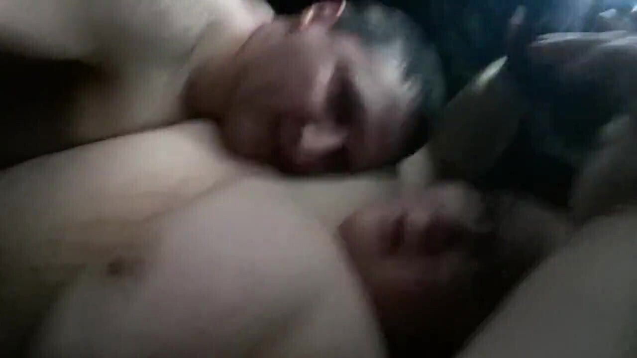 Baldizini Sikiyor Kadin Orgazm Bagiriyor Oruspu