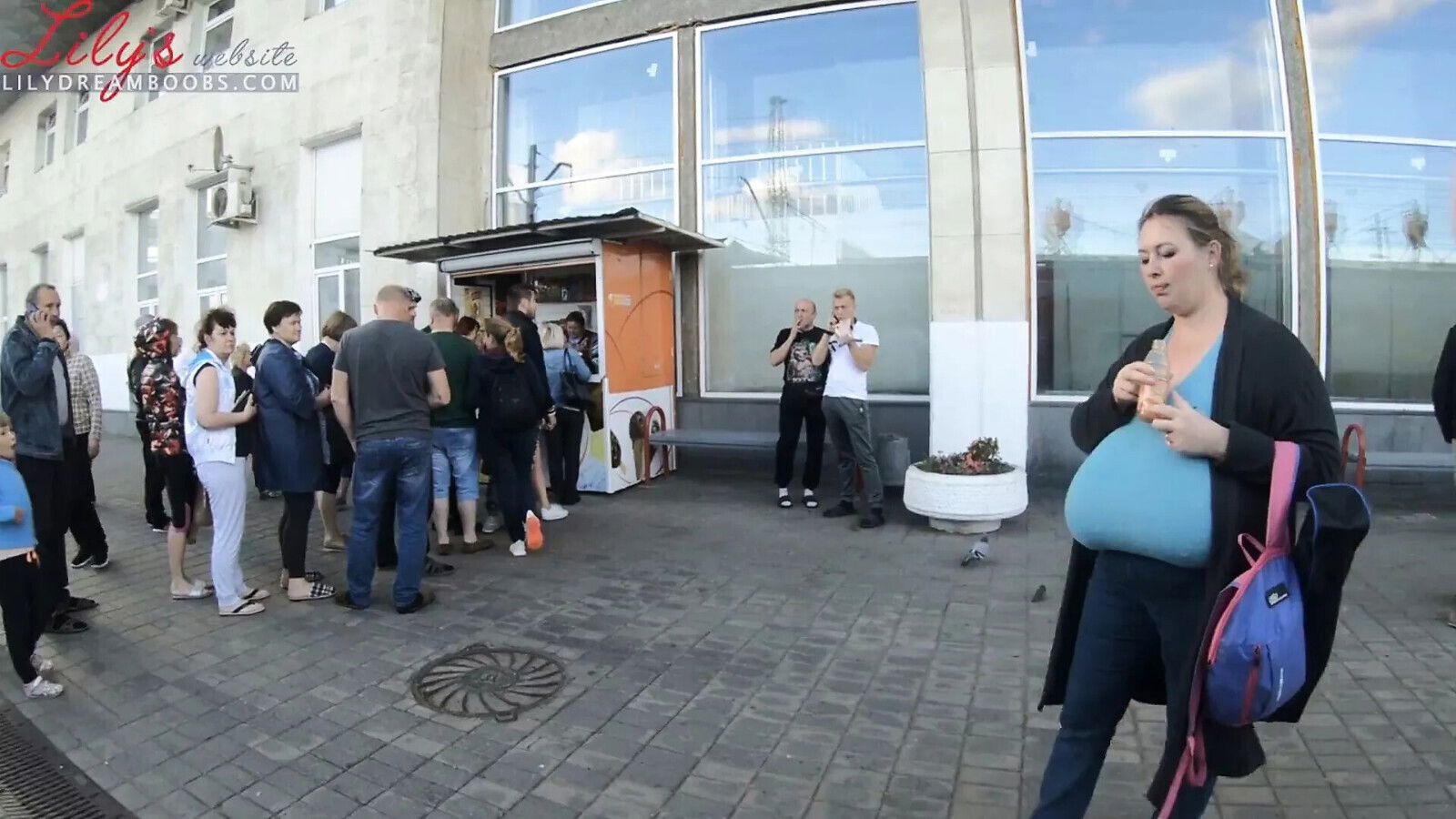 Largest natural breasts Guinness World Records