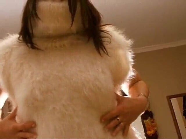 Hot Mohair Sweater Action 