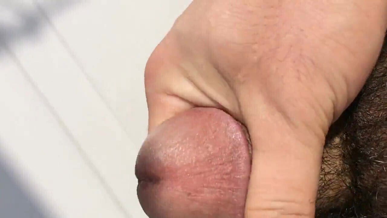handsome cock cum zoom in (7)