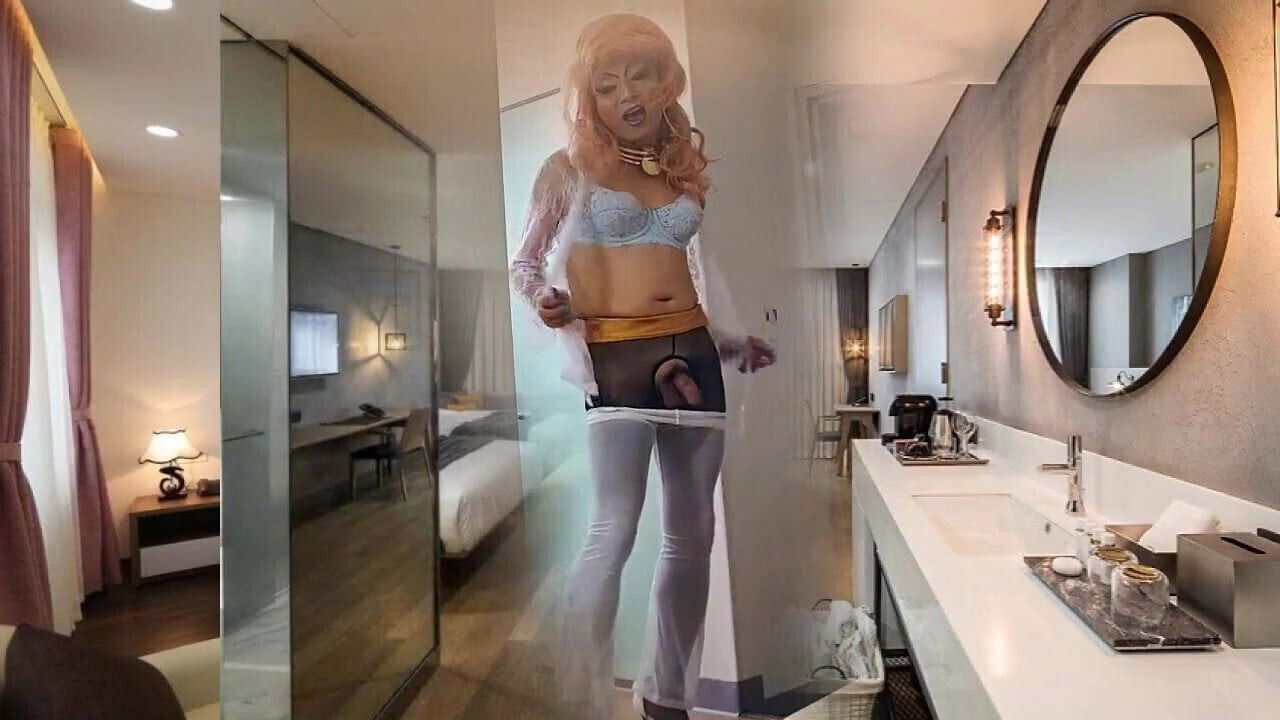 Shemale Pornstar Niclo (10)