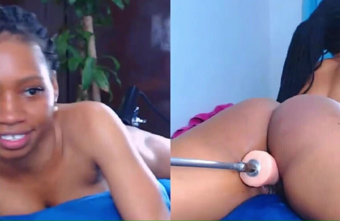 Ebony webcam girl fucking machine
