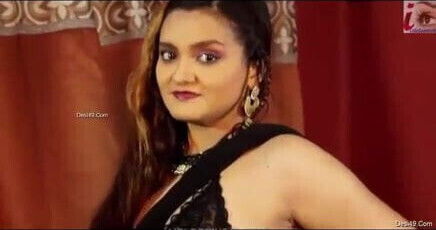 Black Saree Hot Wife