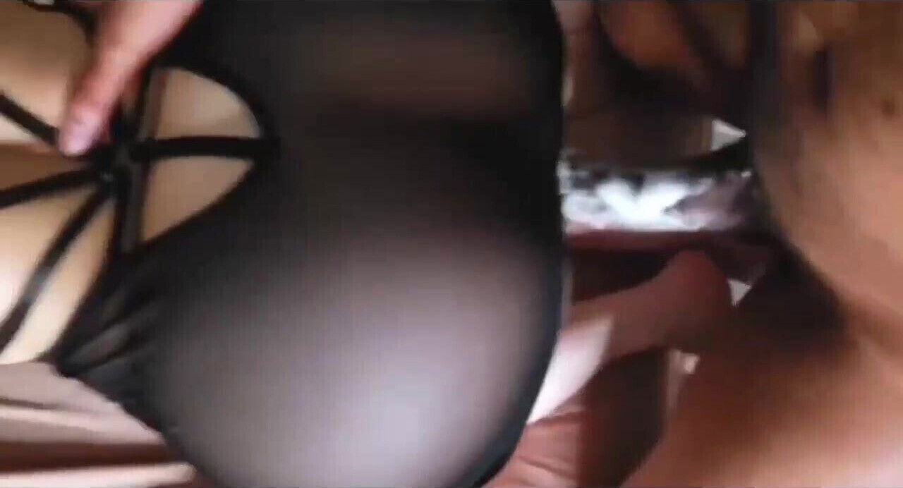 Natural Homemade Amateur Milf Cumming while being fucked