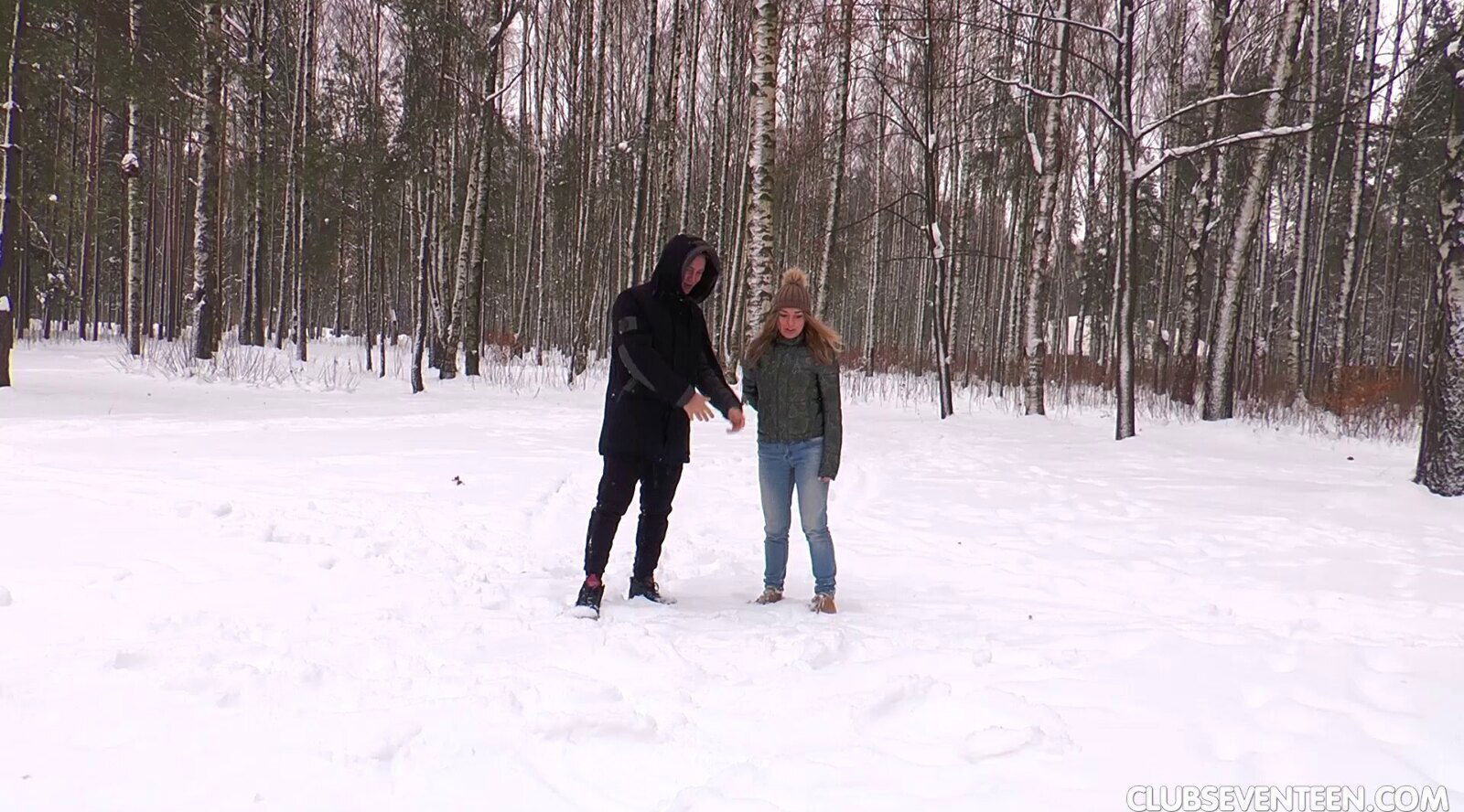 Close mouth andd pussy fucking with natural Danielle Rose