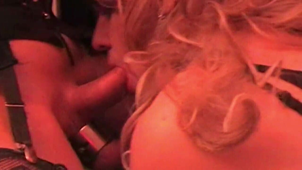 bitch mijam sucking guests