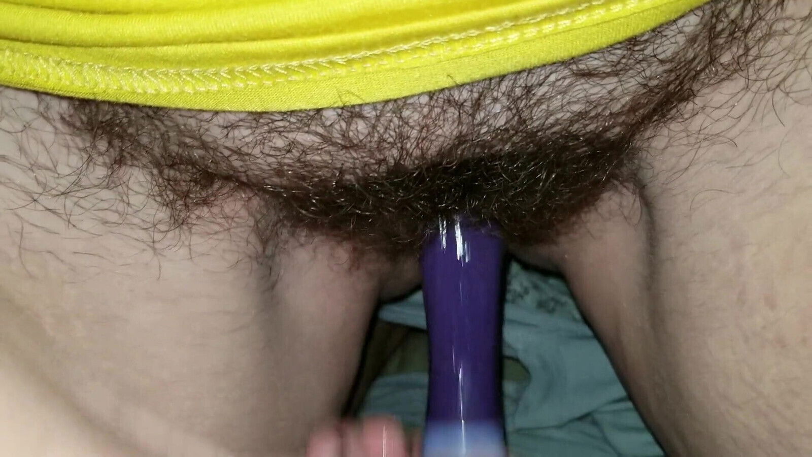 Girlfriend decides dildo hairy pussy