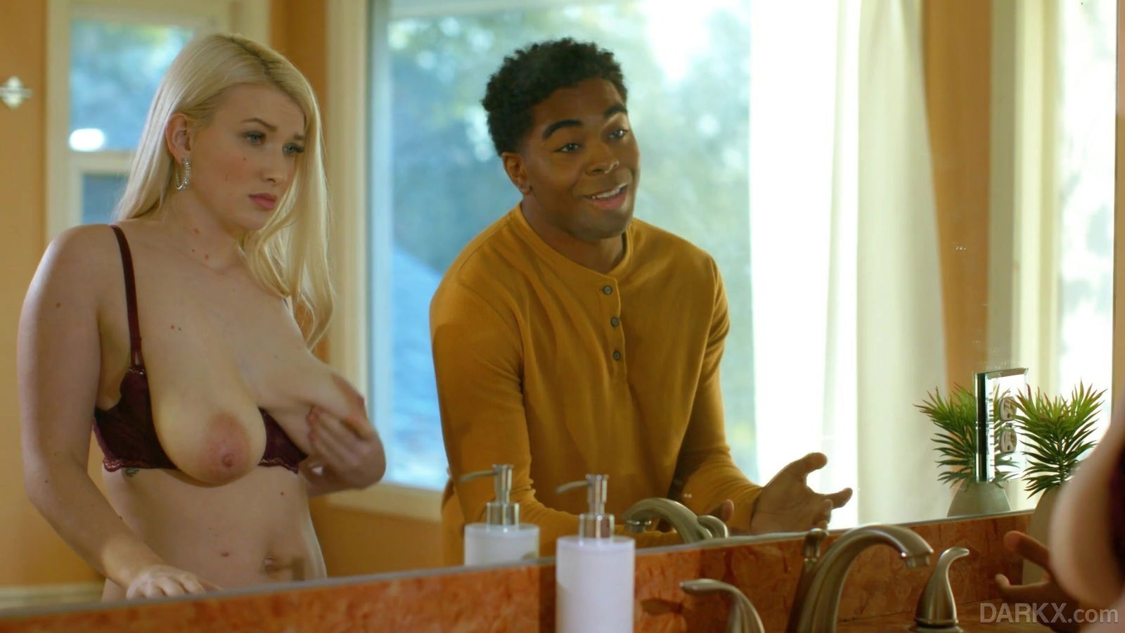 Erotically curvy blonde Emily Wright ready nonstop fuck