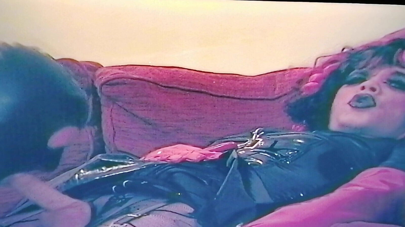 Shooting gimps mouth