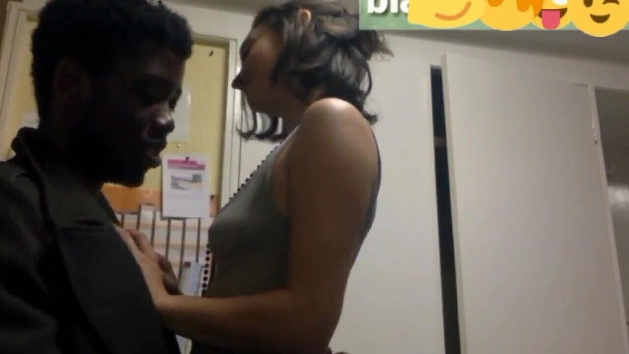 Turkish sexy girl fucked, oxford college classroom video