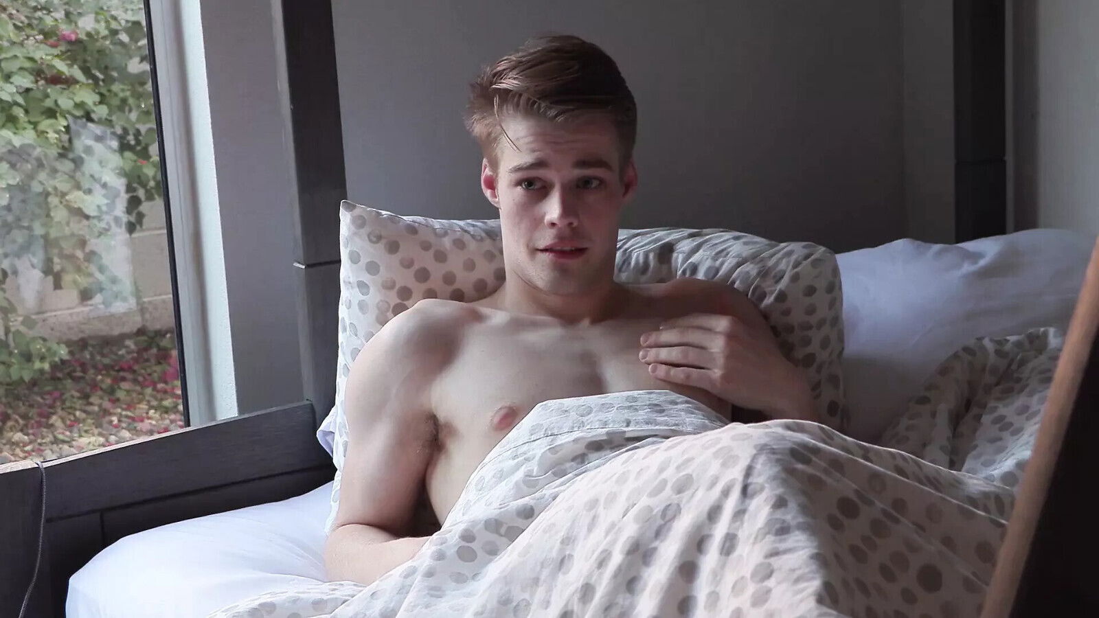 Dick Delivery Gets Lucky Fucks Wife Husband!