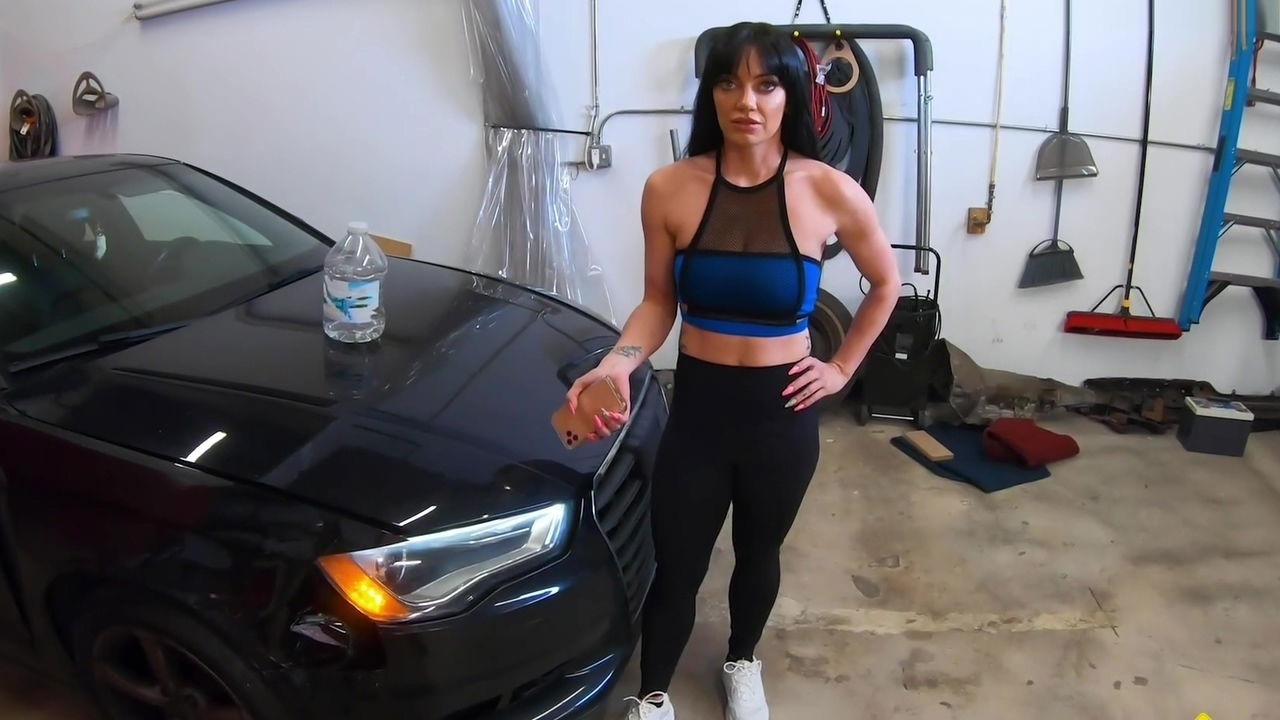 Bang RoadSideXXX Leila Larocco