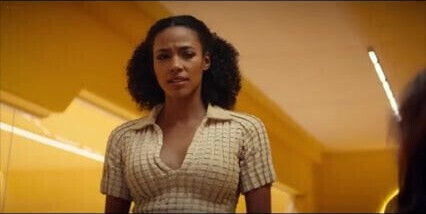 Jessica Brown Findlay, Hannah John-Kamen scenes